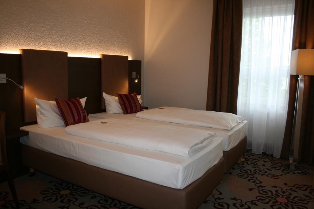 גלנהאוסן Hotel Parqeo Im A66 מראה חיצוני תמונה