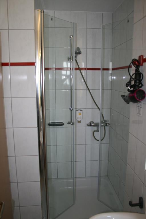 גלנהאוסן Hotel Parqeo Im A66 מראה חיצוני תמונה